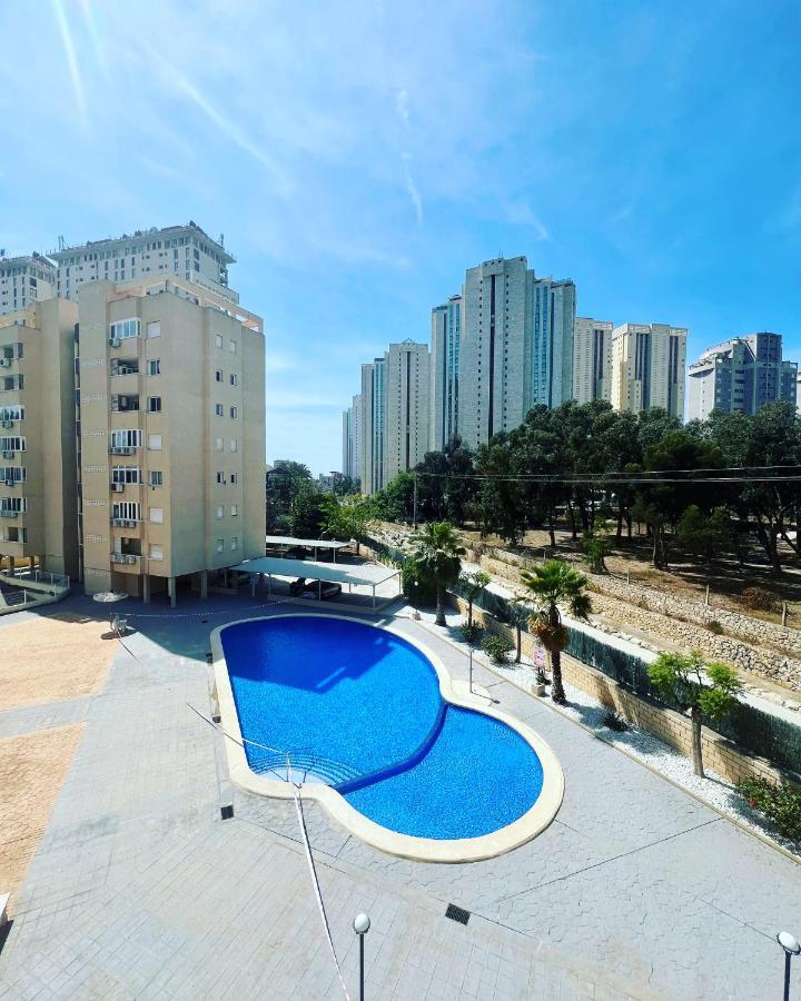 Magic Studio With Swimming Pool Бенидорм Екстериор снимка